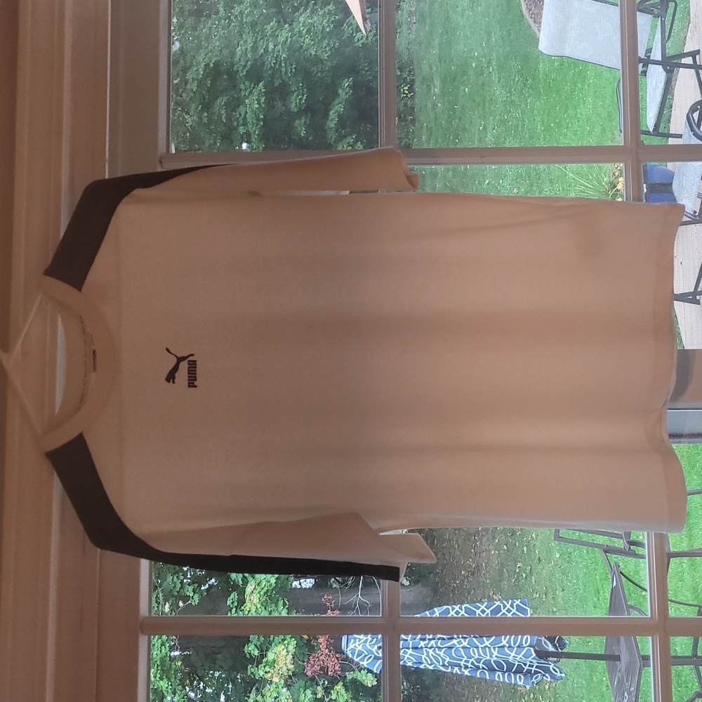 PUMA T-shirt